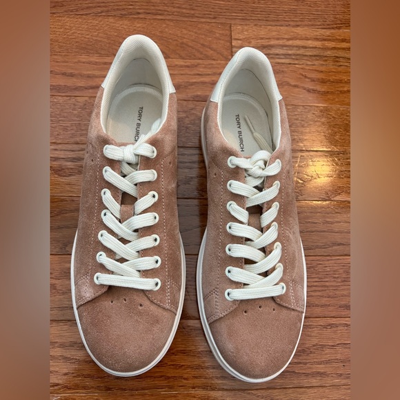 Tory Burch Howell Court Sneaker Suede Size 8 NEW - Picture 7 of 9